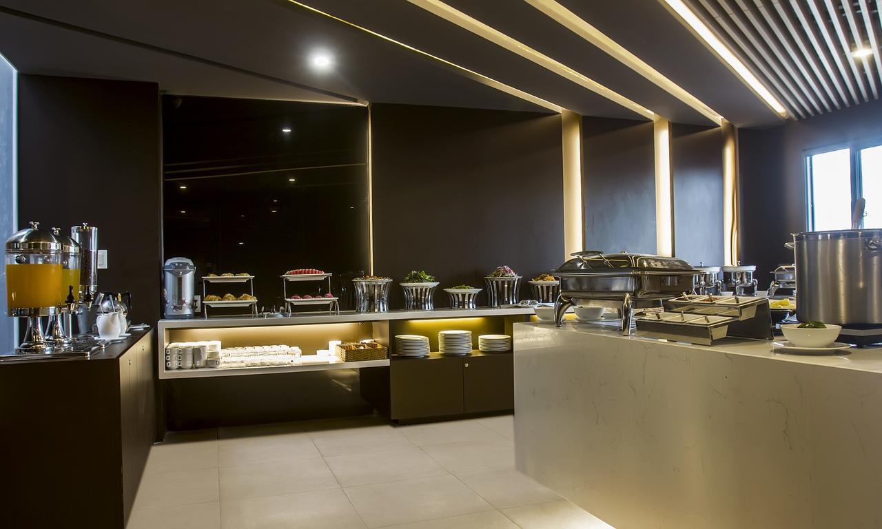 Golden Hotel На Транг Екстериор снимка